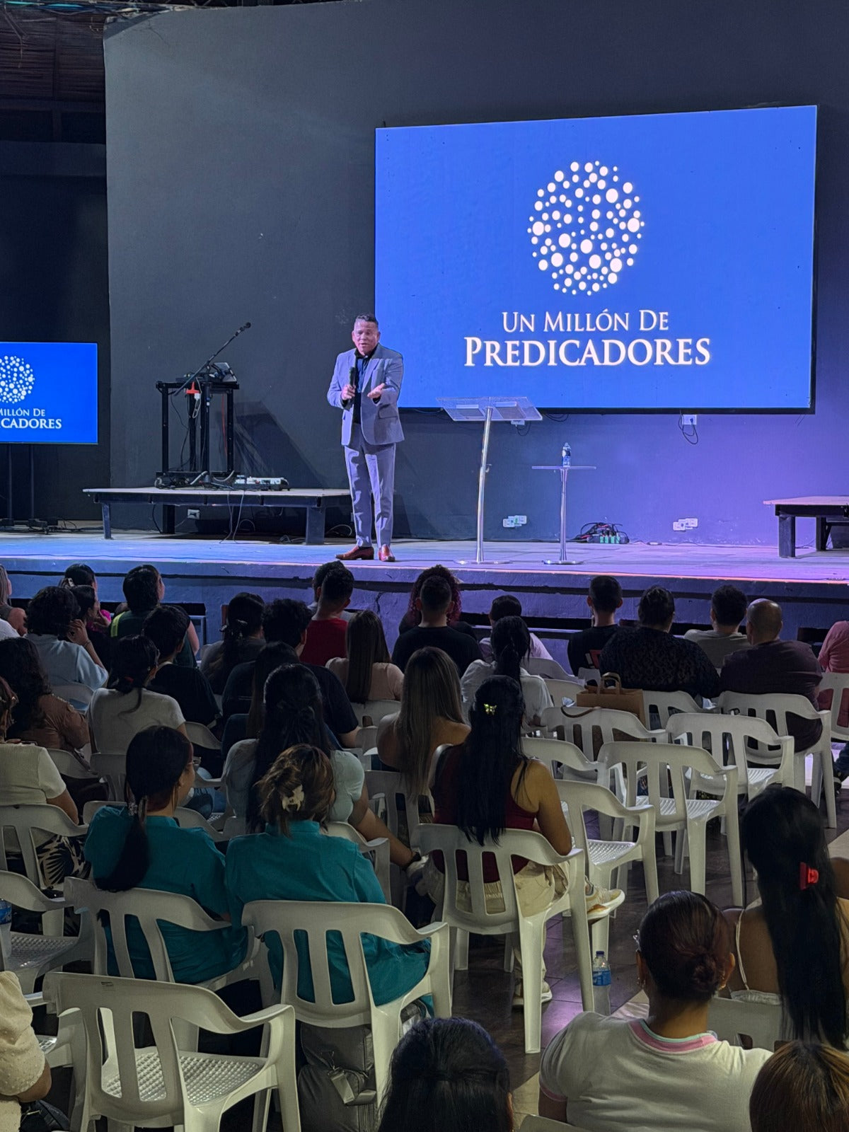 📖 ¡Conviértete en Embajador Local de la Biblia Homilética! LLeva tu pack de 5 biblias a precio super especial